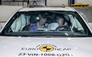 VinFast VF 8 được EURO NCAP nhận chứng nhận an toàn 4 sao tại châu Âu